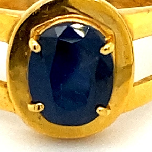 Royal Blue Sapphire 2.06ct Solid 21K Gold Ring - Picture 6 of 6